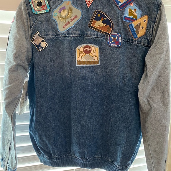 GUESS ORIGINALS PATCH DENIM BOMBER JACKET - Picture 5 of 6